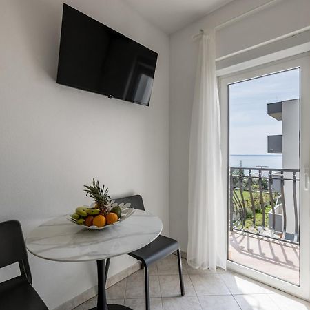 Mediterano Apartments Podstrana Luaran gambar
