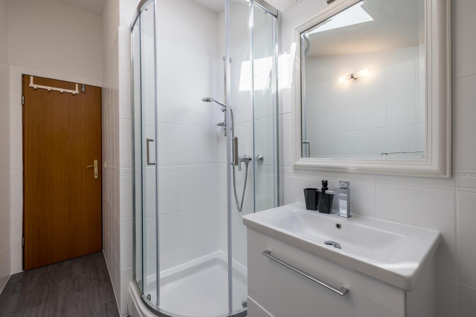 Mediterano Apartments Podstrana Luaran gambar