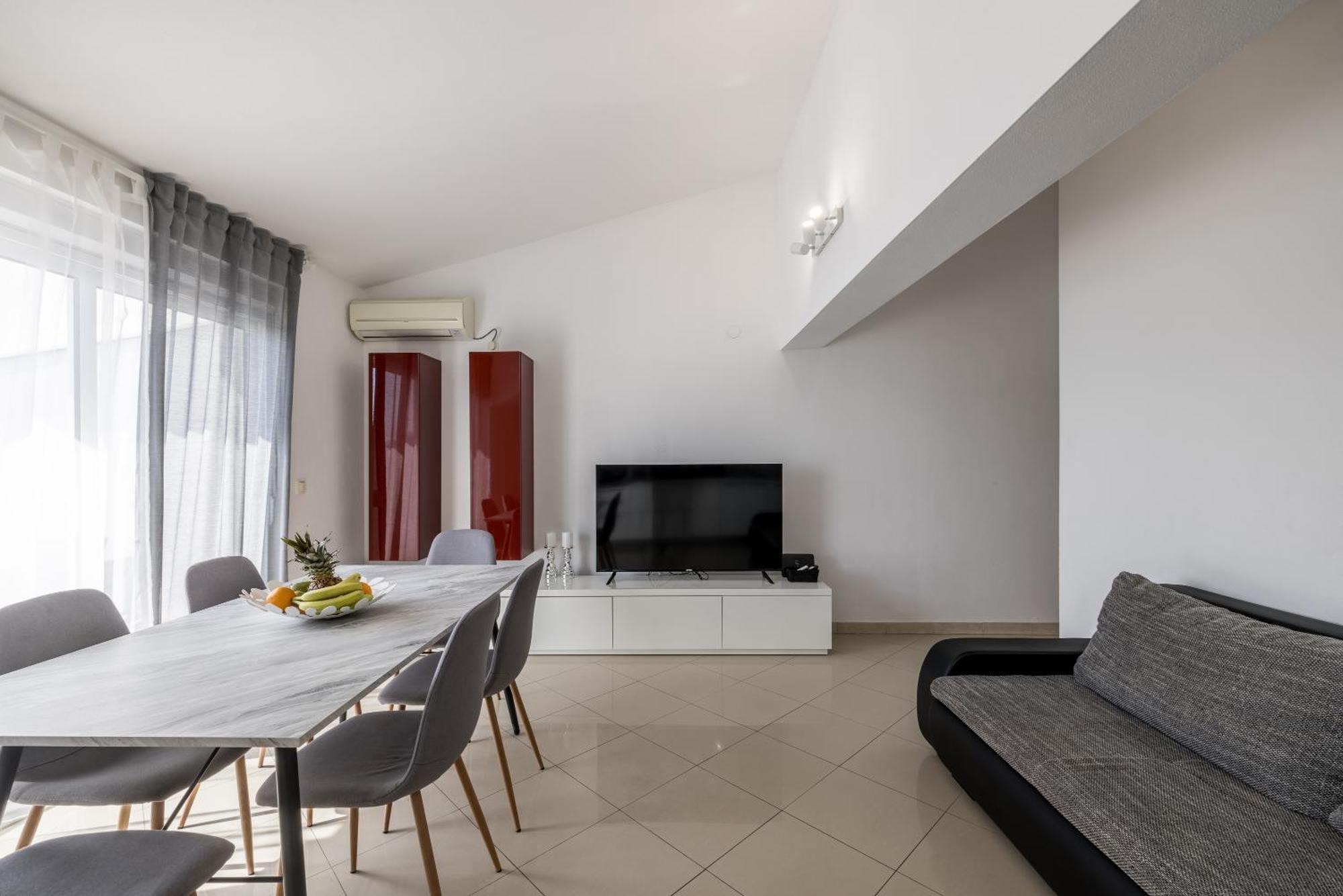 Mediterano Apartments Podstrana Luaran gambar
