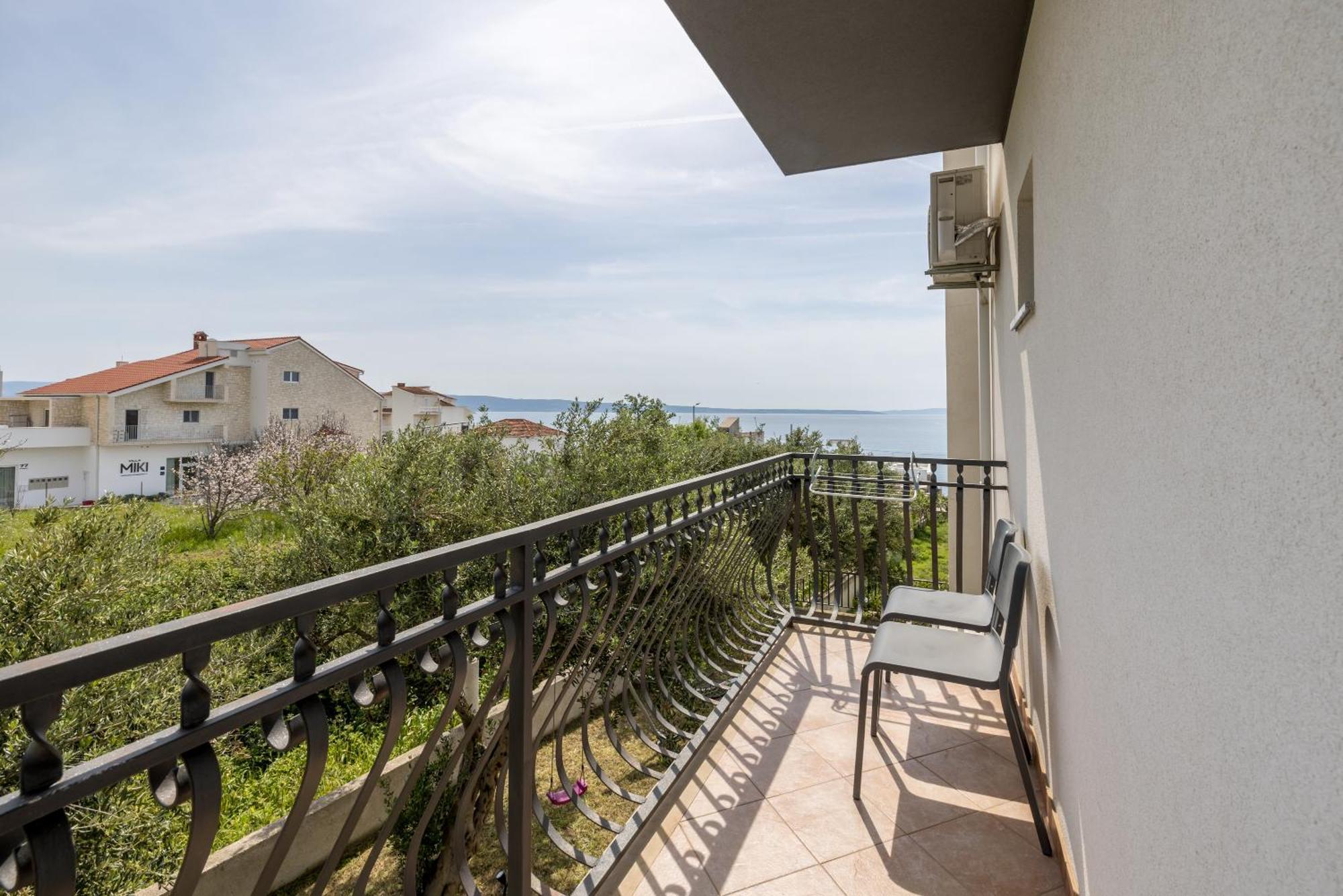 Mediterano Apartments Podstrana Luaran gambar