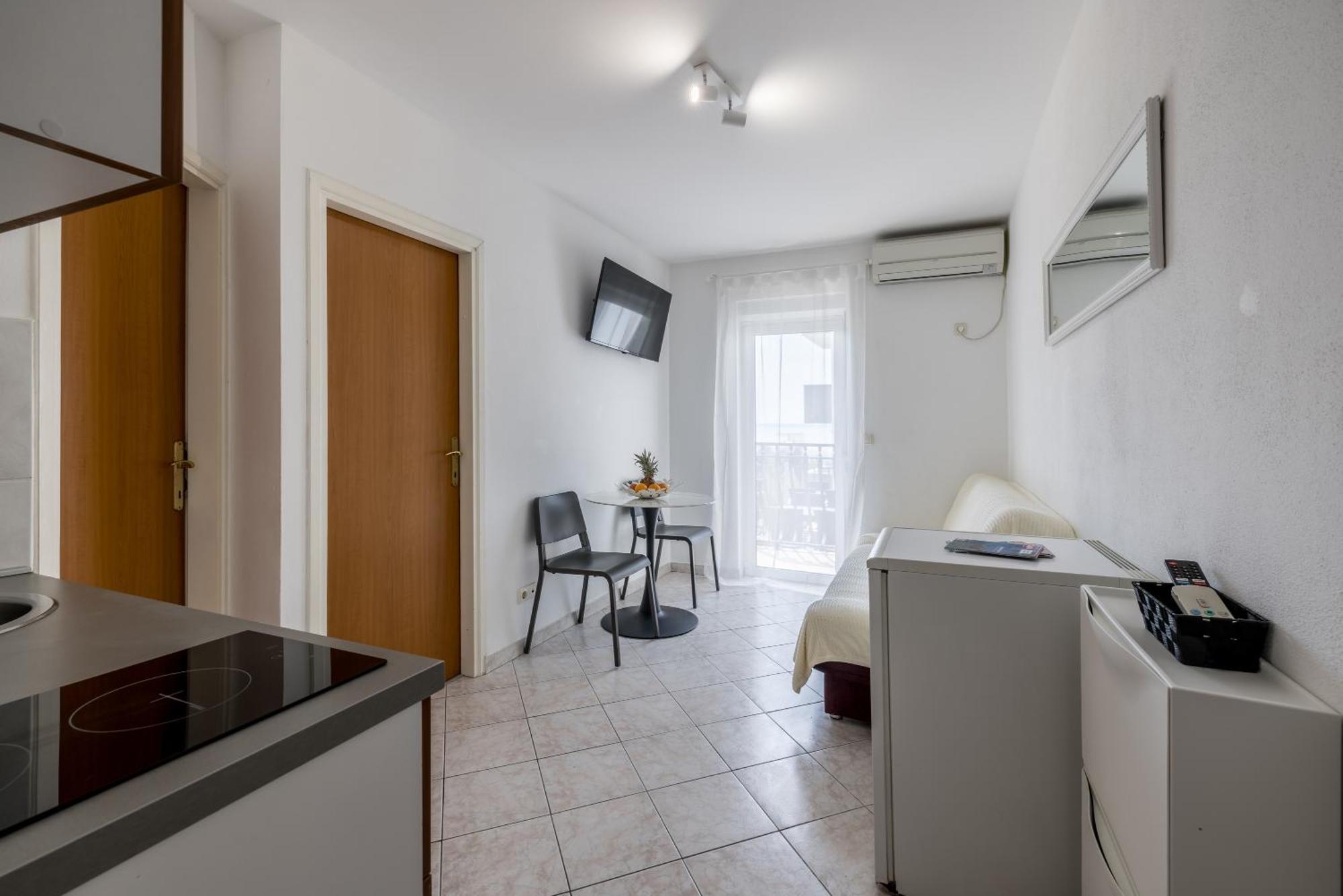 Mediterano Apartments Podstrana Luaran gambar